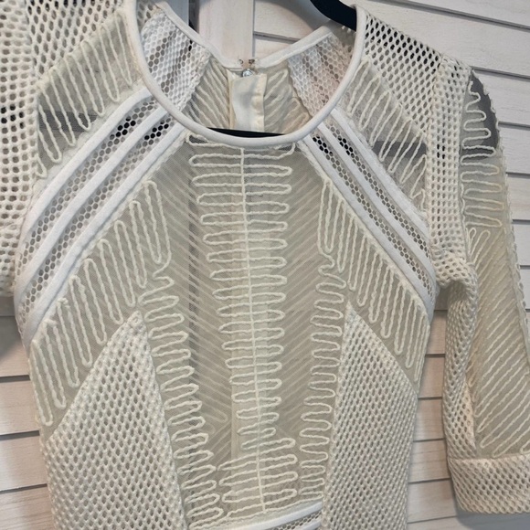 Adorable IRO Ashlyn Embroidered White Cream 3/4 Sleeve Dress Size 34 (US 2) - Picture 5 of 10